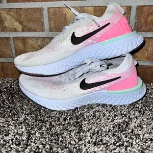 Womens Nike Size 8.5